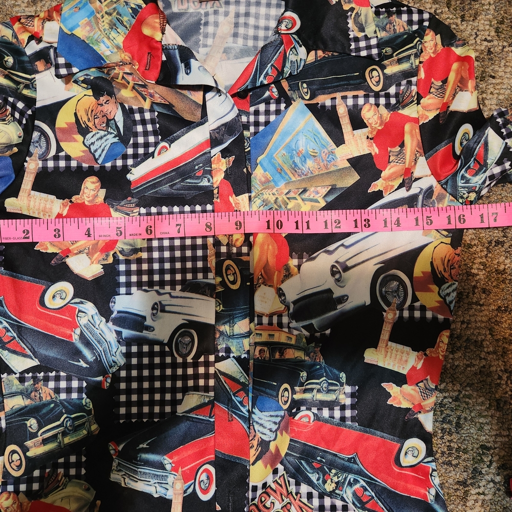 Vintage Graphic Print Button Up Shirt - Picture 7 of 9